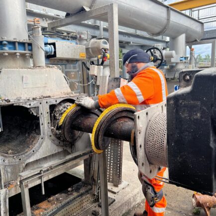 WhatsApp Image 2026-04-17 at 13.09.45 (2)